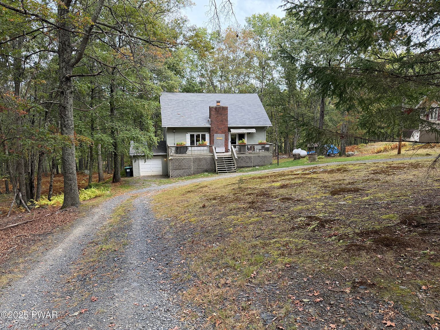 1114 Grouse Ct Bushkill, PA 18324 - Thumbnail 3