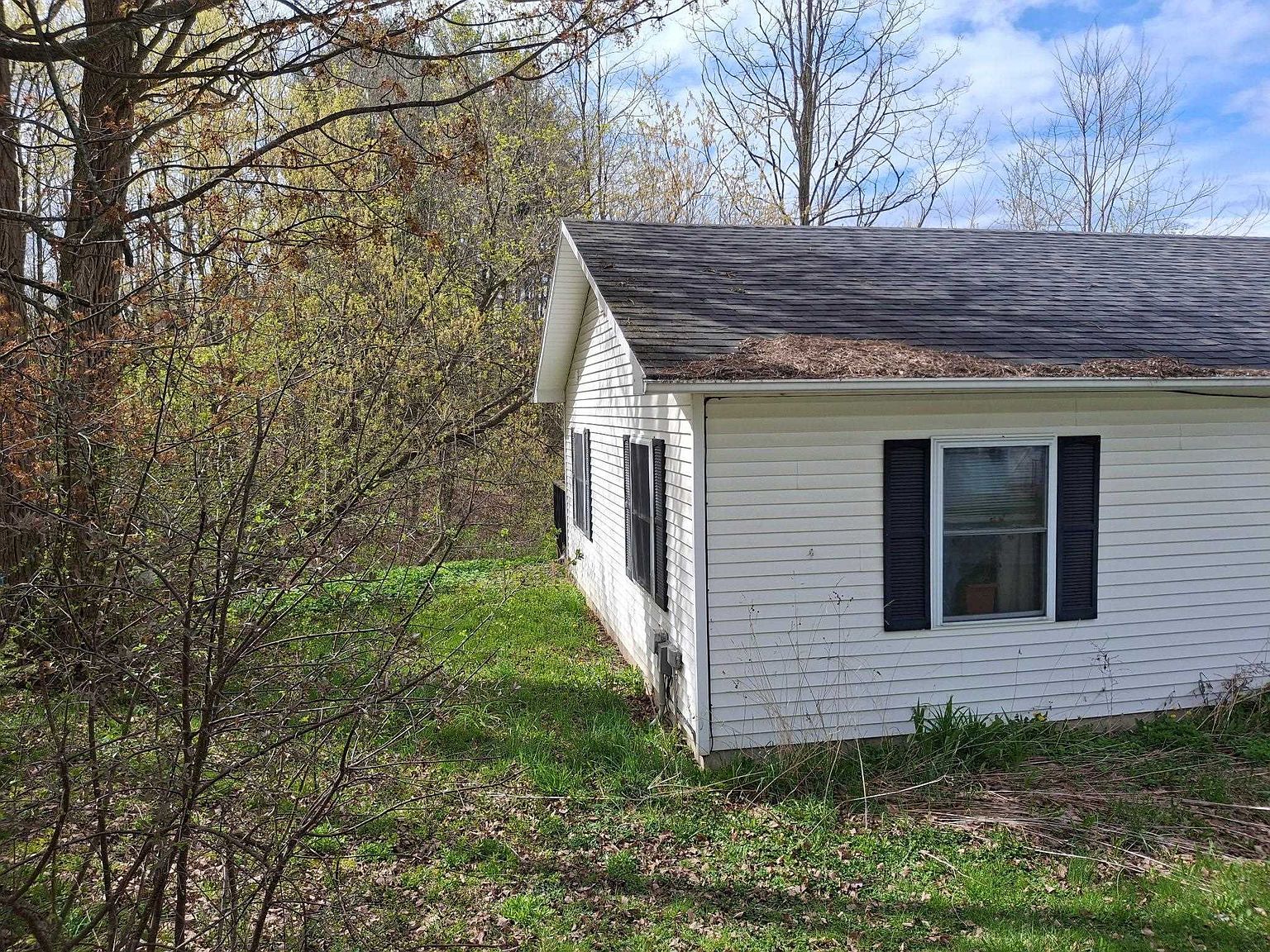 29 Cross St Newport, VT 05855 - Thumbnail 3