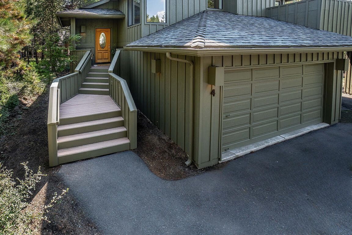 17717 Quelah Ln #4 Bend, OR 97707 - Thumbnail 3