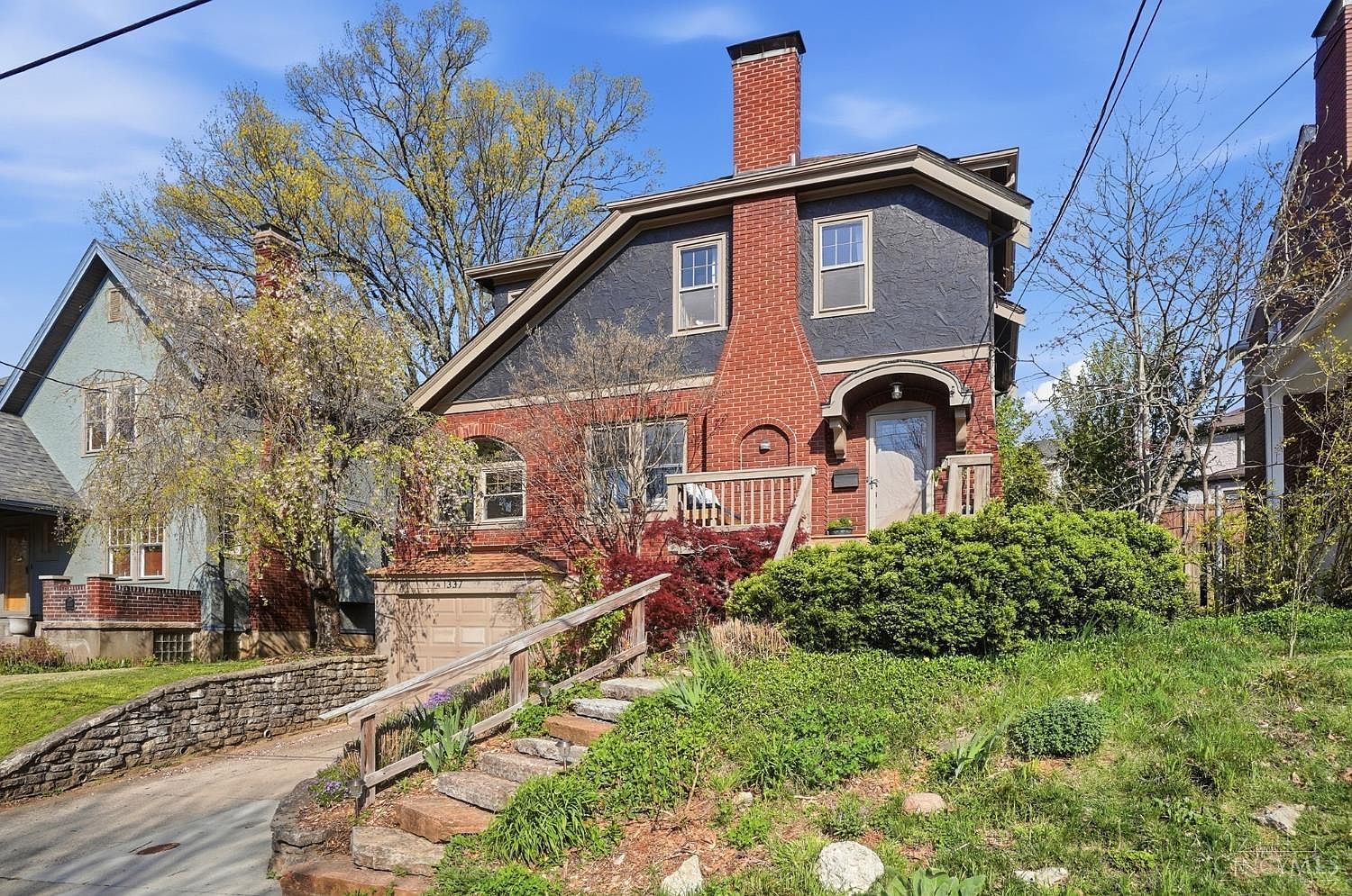 1337 Herlin Pl Cincinnati, OH 45208 - Thumbnail 3