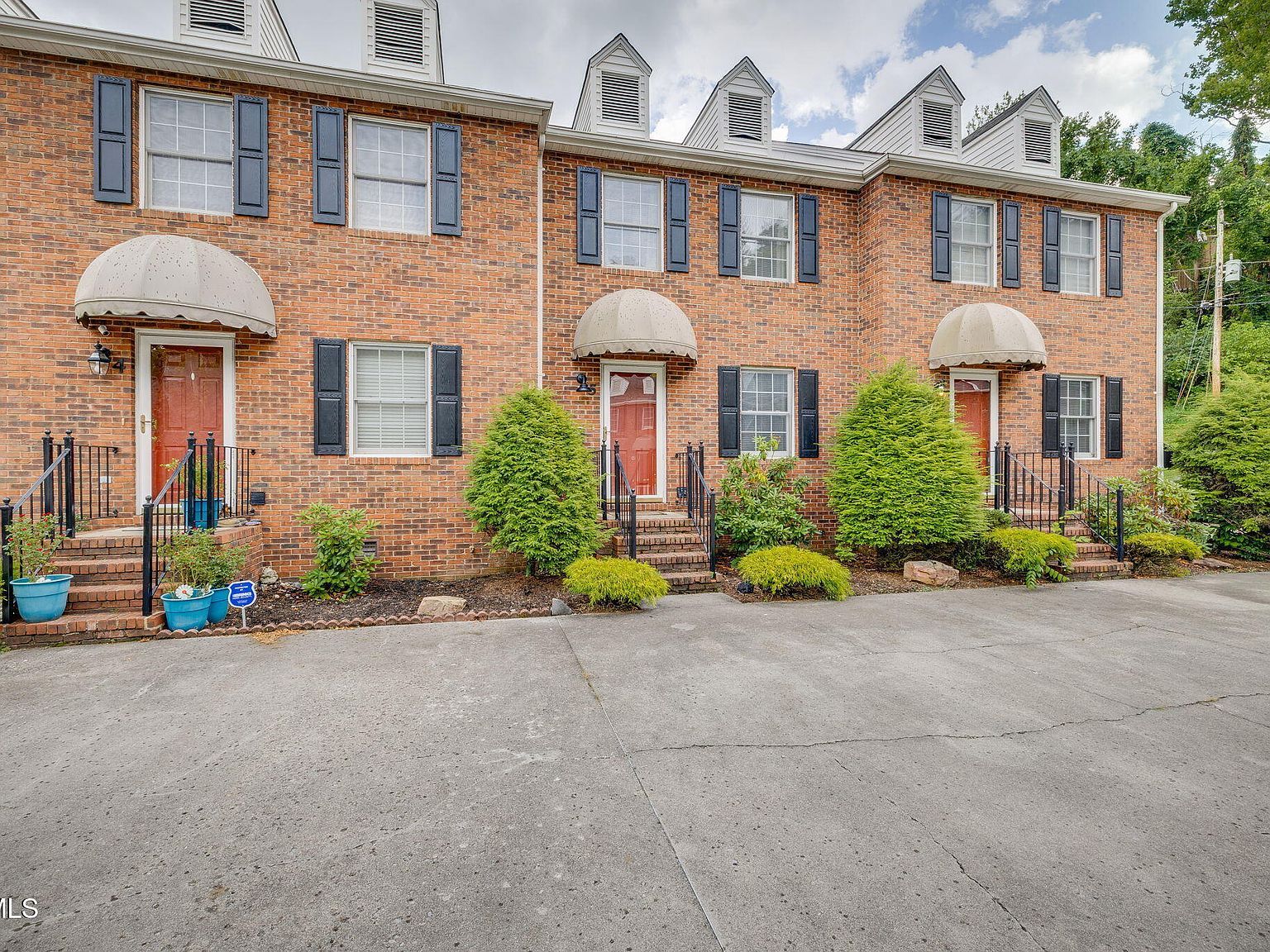 461 Eastley Ct APT 5 Kingsport, TN 37660 - Thumbnail 3