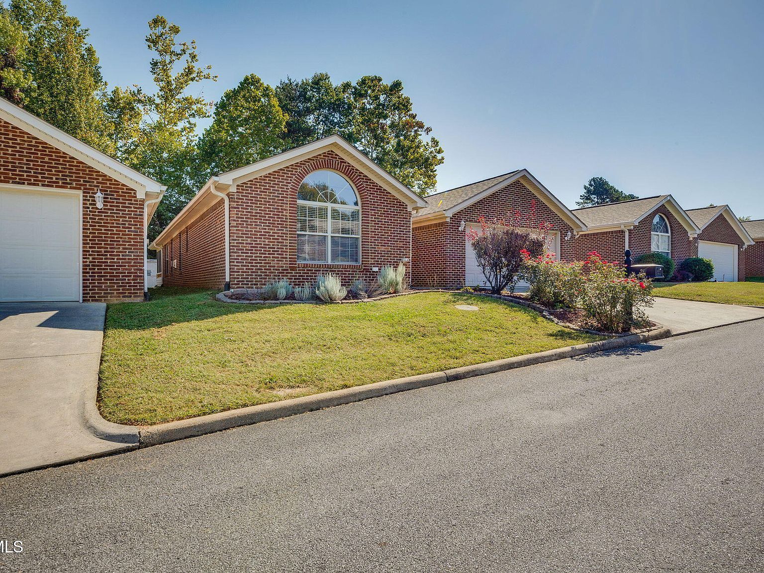 253 Crockett Dr Church Hill, TN 37642 - Thumbnail 3