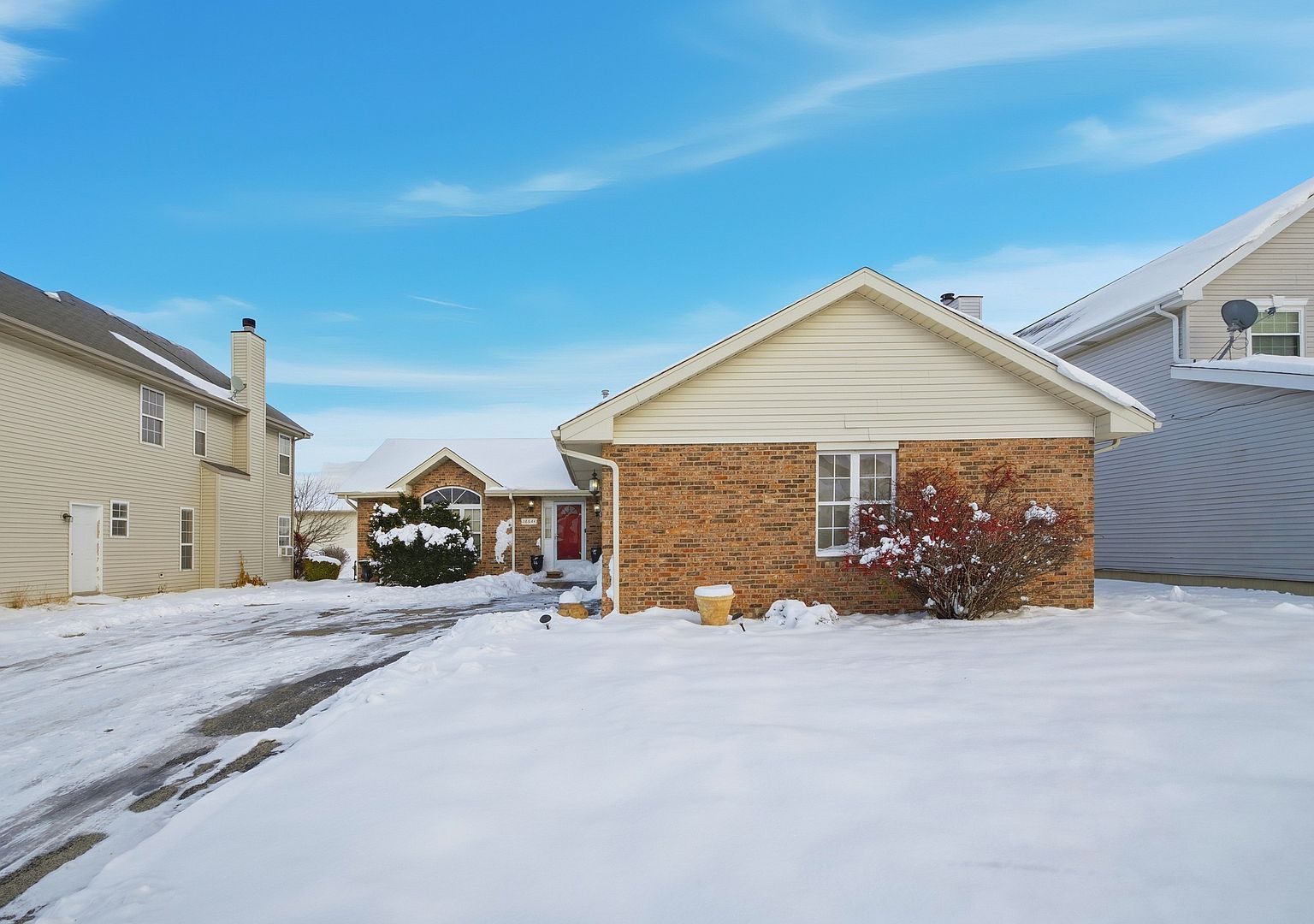 18641 Cedar Ave Country Club Hills, IL 60478 - Thumbnail 3