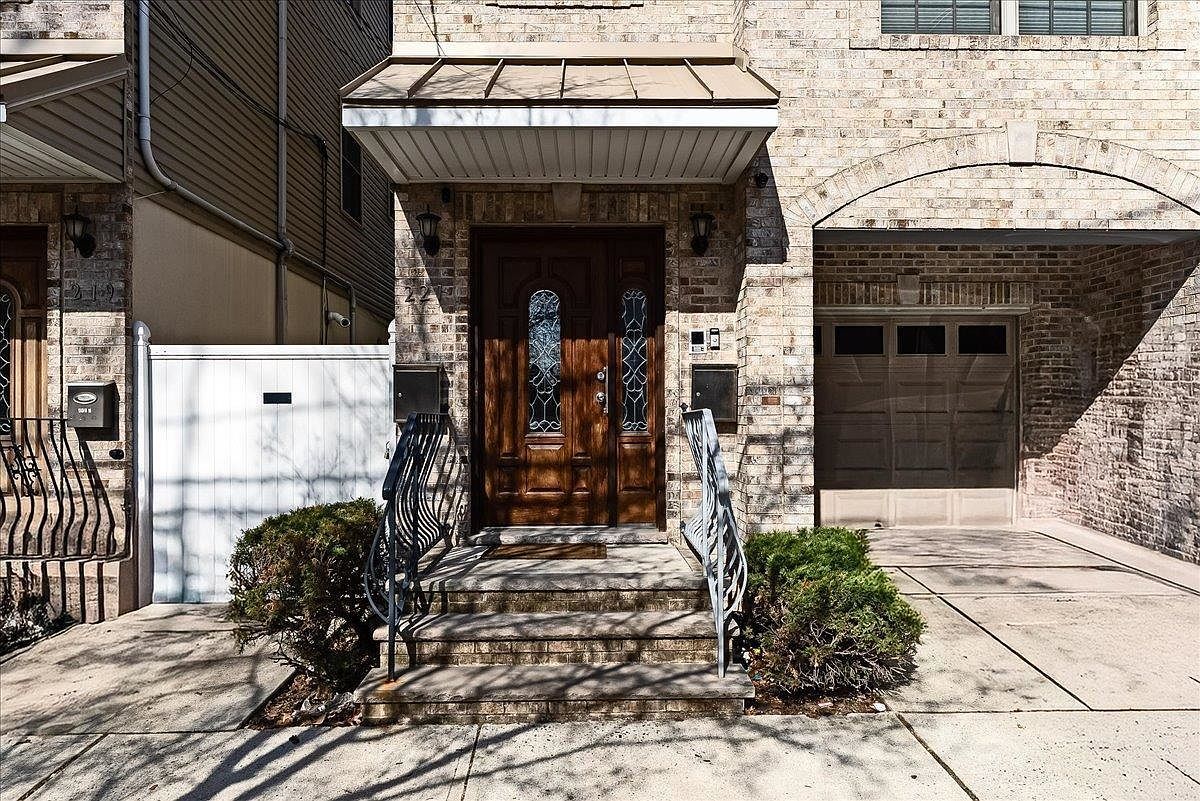 221 Sherman Ave #2 Jersey City, NJ 07307 - Thumbnail 3