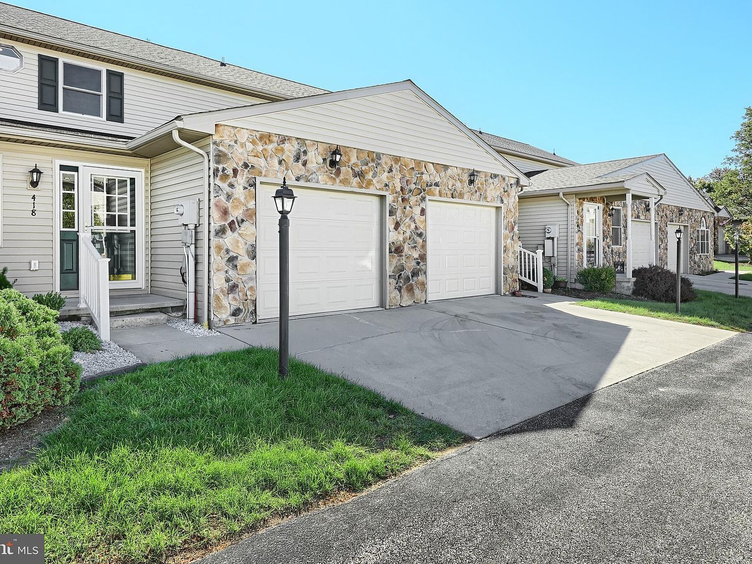 418 Springbrook Ct Hanover, PA 17331 - Thumbnail 3