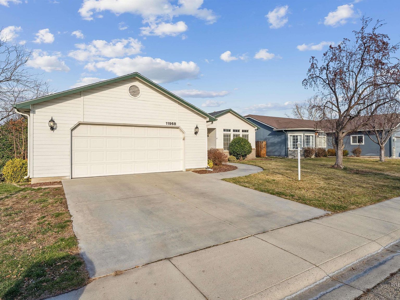 11968 W Bronte Dr Boise, ID 83709 - Thumbnail 3