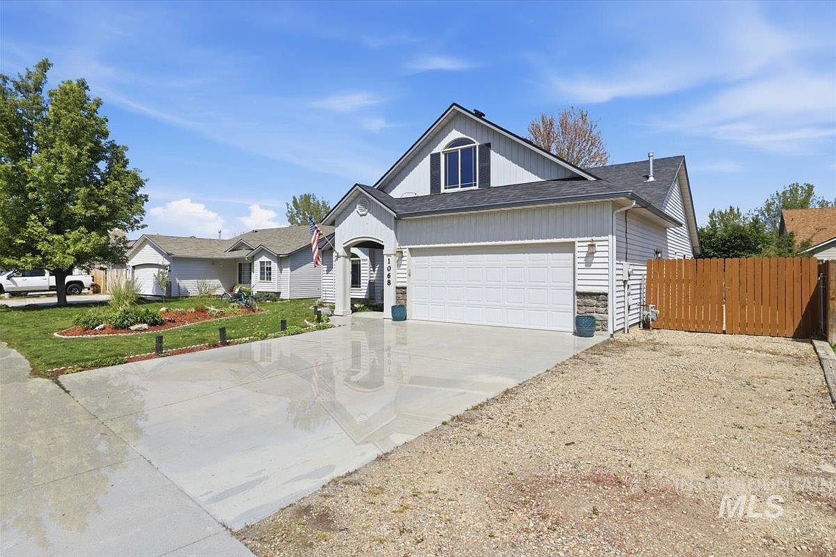 1068 Locksley St Middleton, ID 83644 - Thumbnail 3