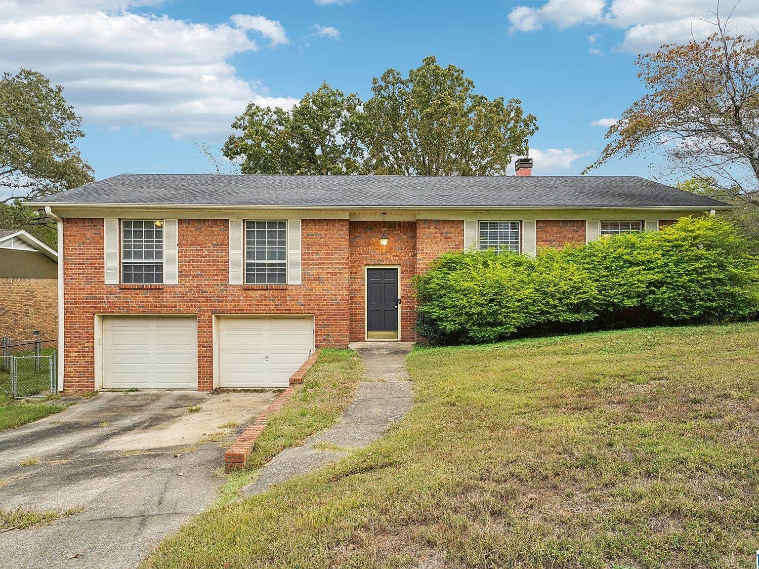 317 Fox Glen Rd NW Birmingham, AL 35215 - Thumbnail 3