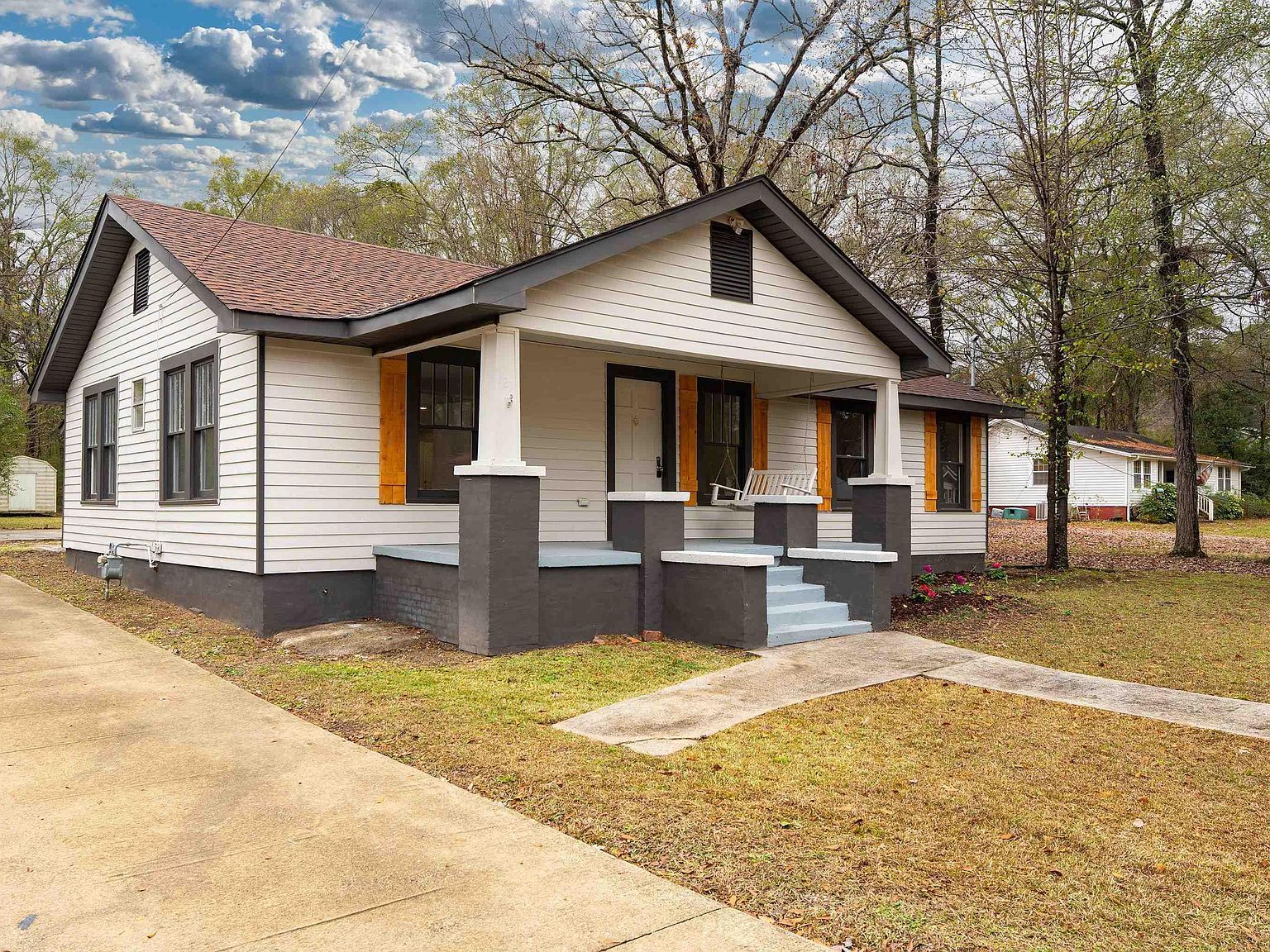 121 W Crest Rd Bessemer, AL 35023 - Thumbnail 3