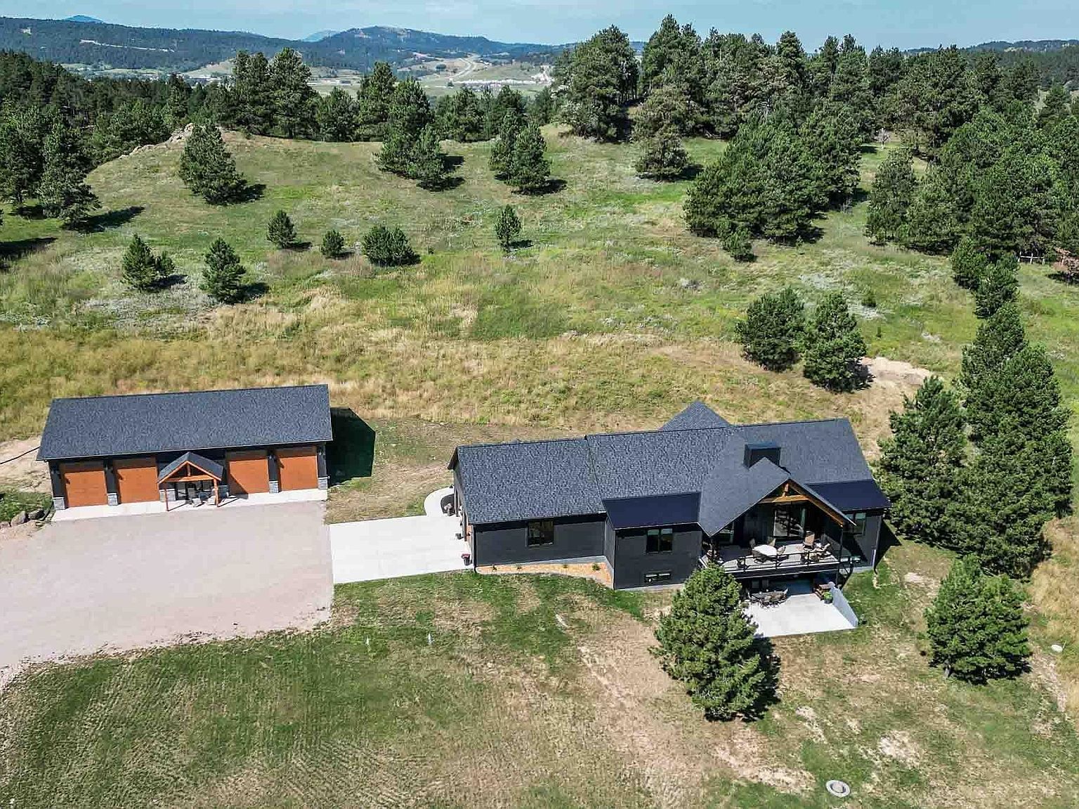 12273 Prairie View Loop Whitewood, SD 57793 - Thumbnail 3