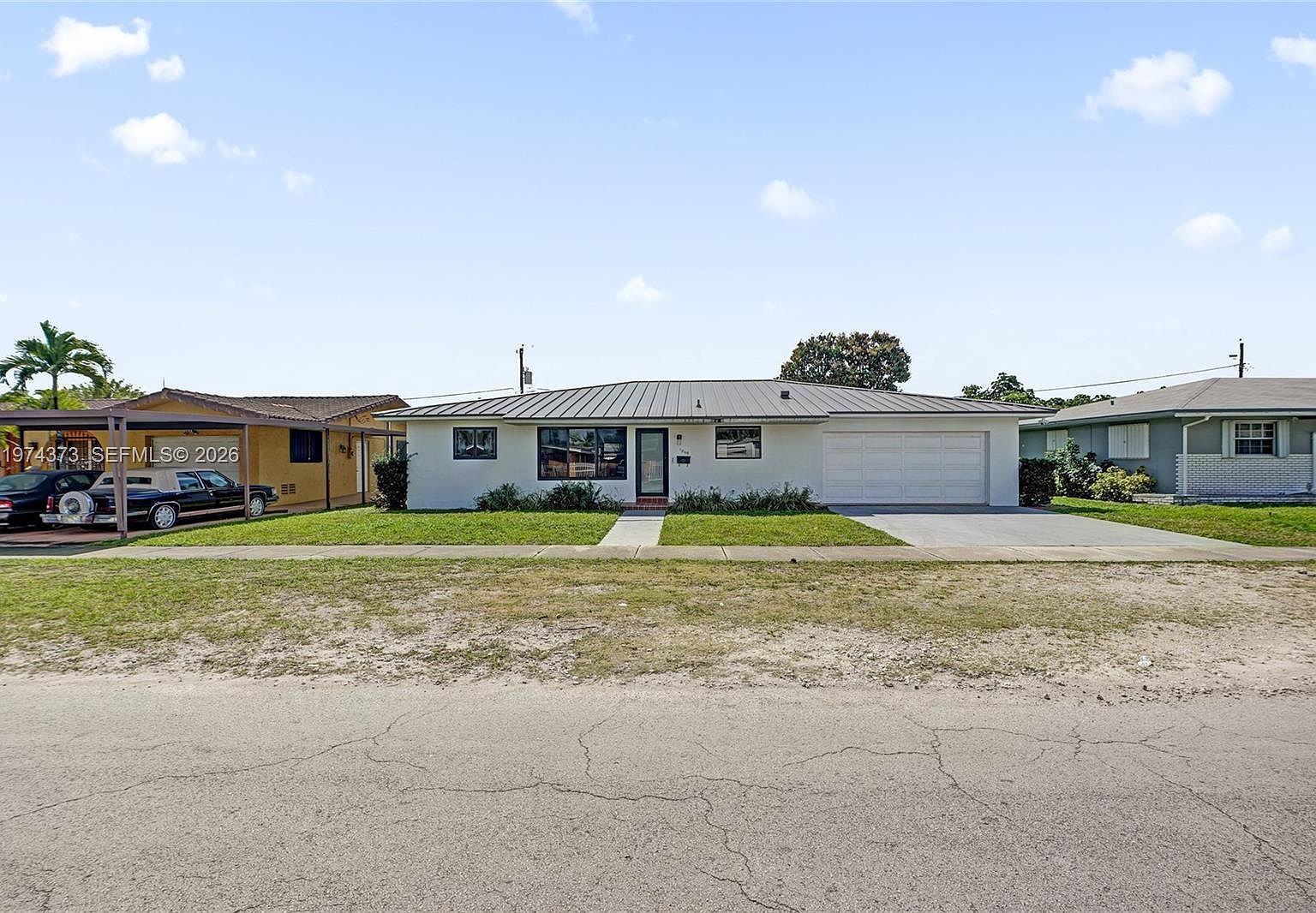 1860 NW 121st St Miami, FL 33167 - Thumbnail 3