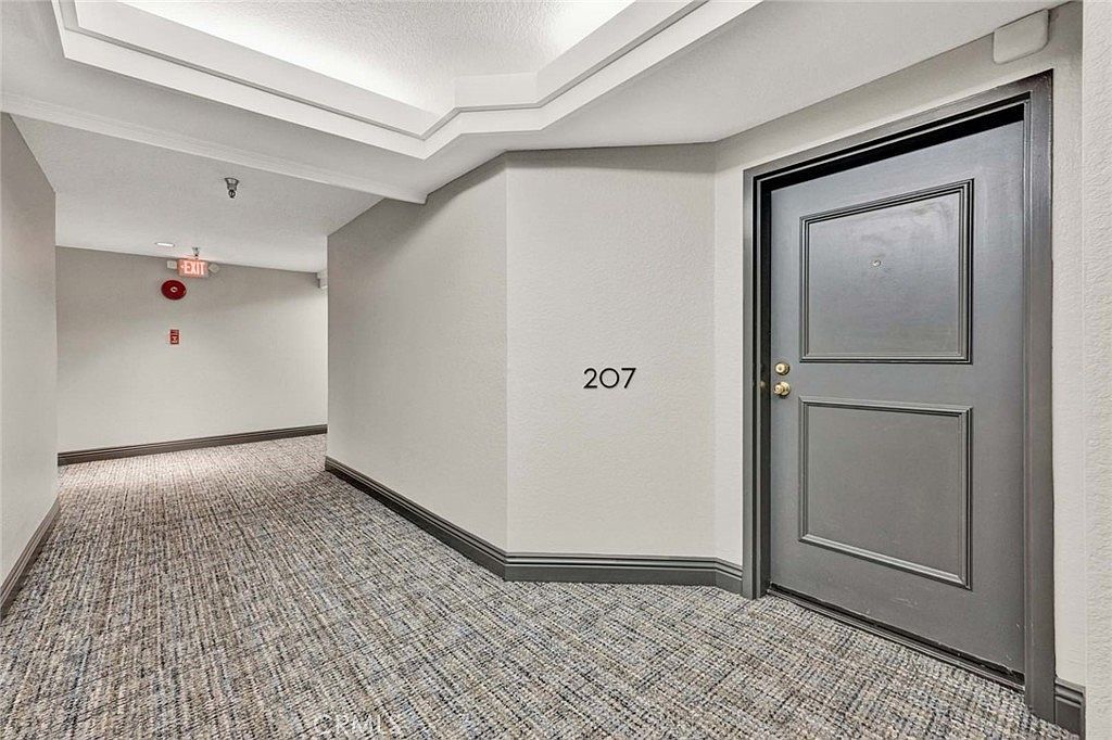 950 Cagney Ln APT 207 Newport Beach, CA 92663 - Thumbnail 3