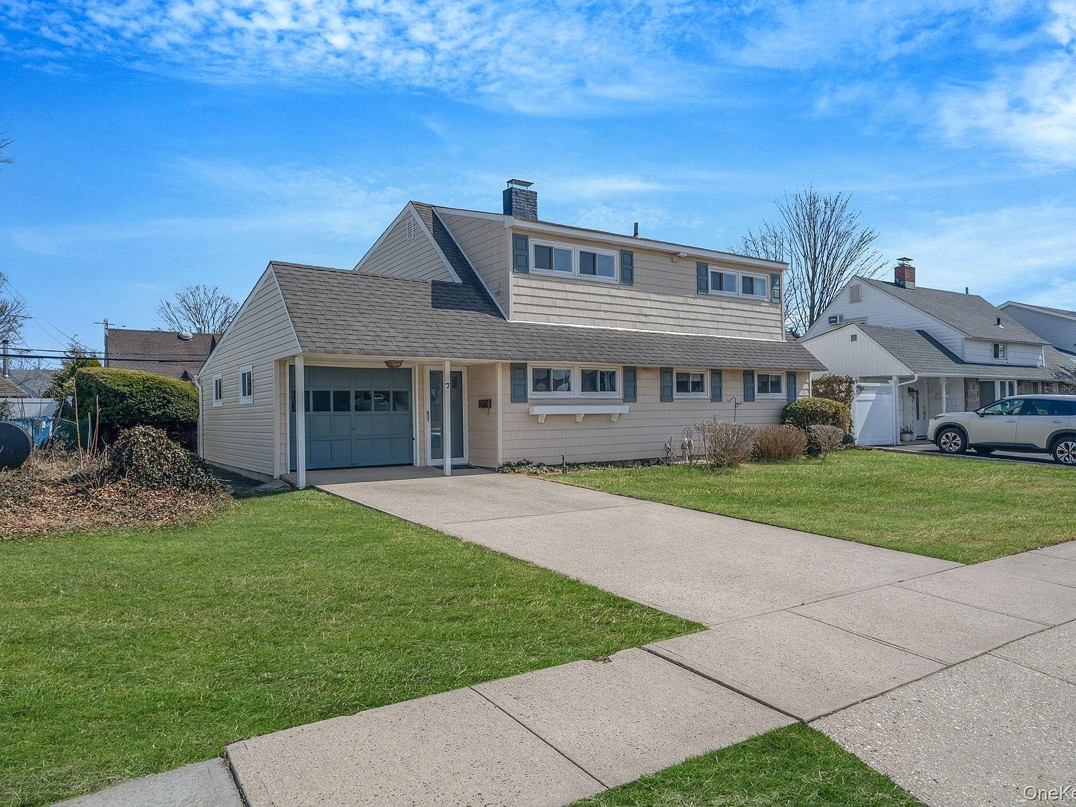 7 Woodpecker Ln Levittown, NY 11756 - Thumbnail 3