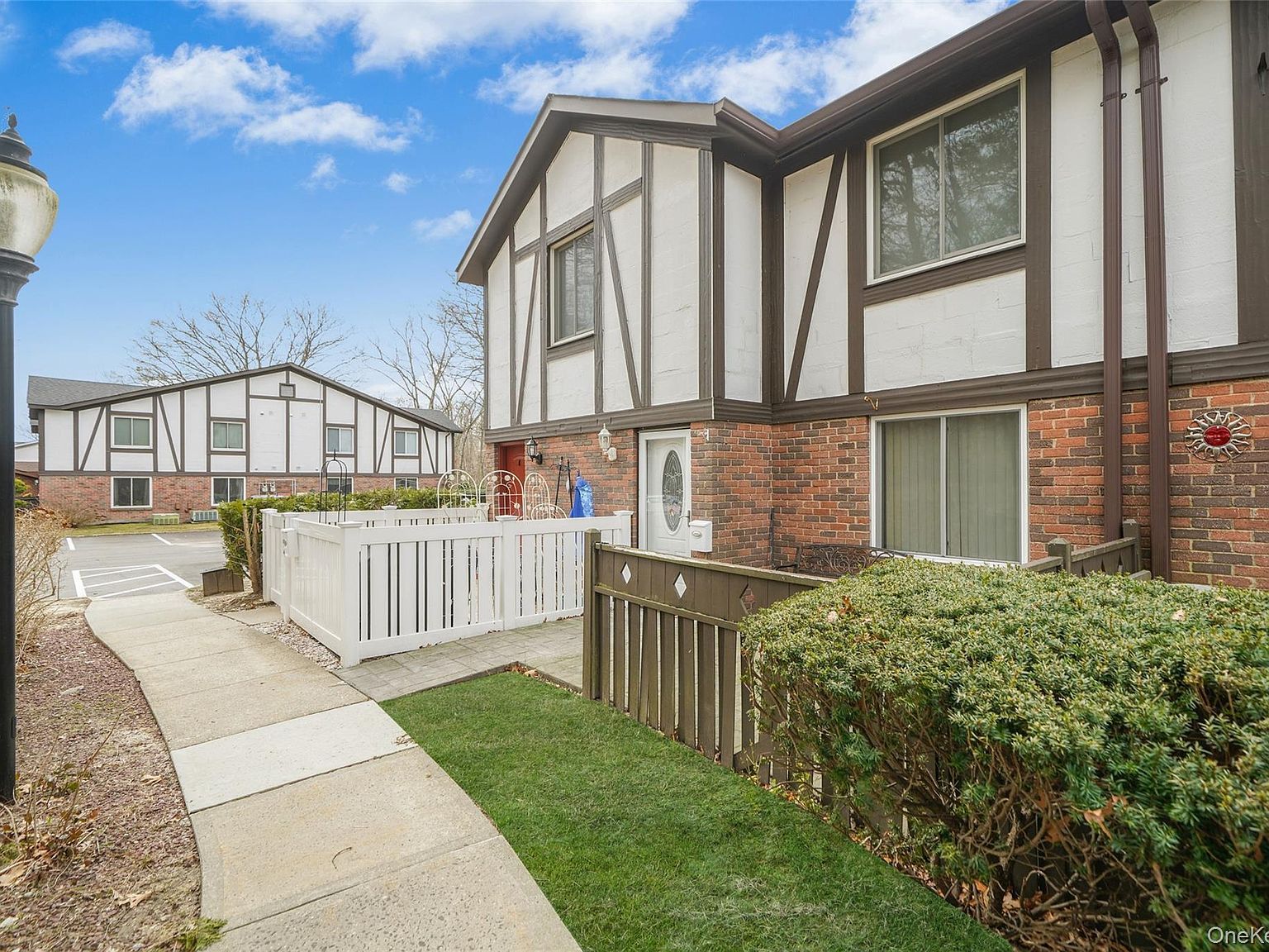 103 Birchwood Rd Medford, NY 11763 - Thumbnail 3