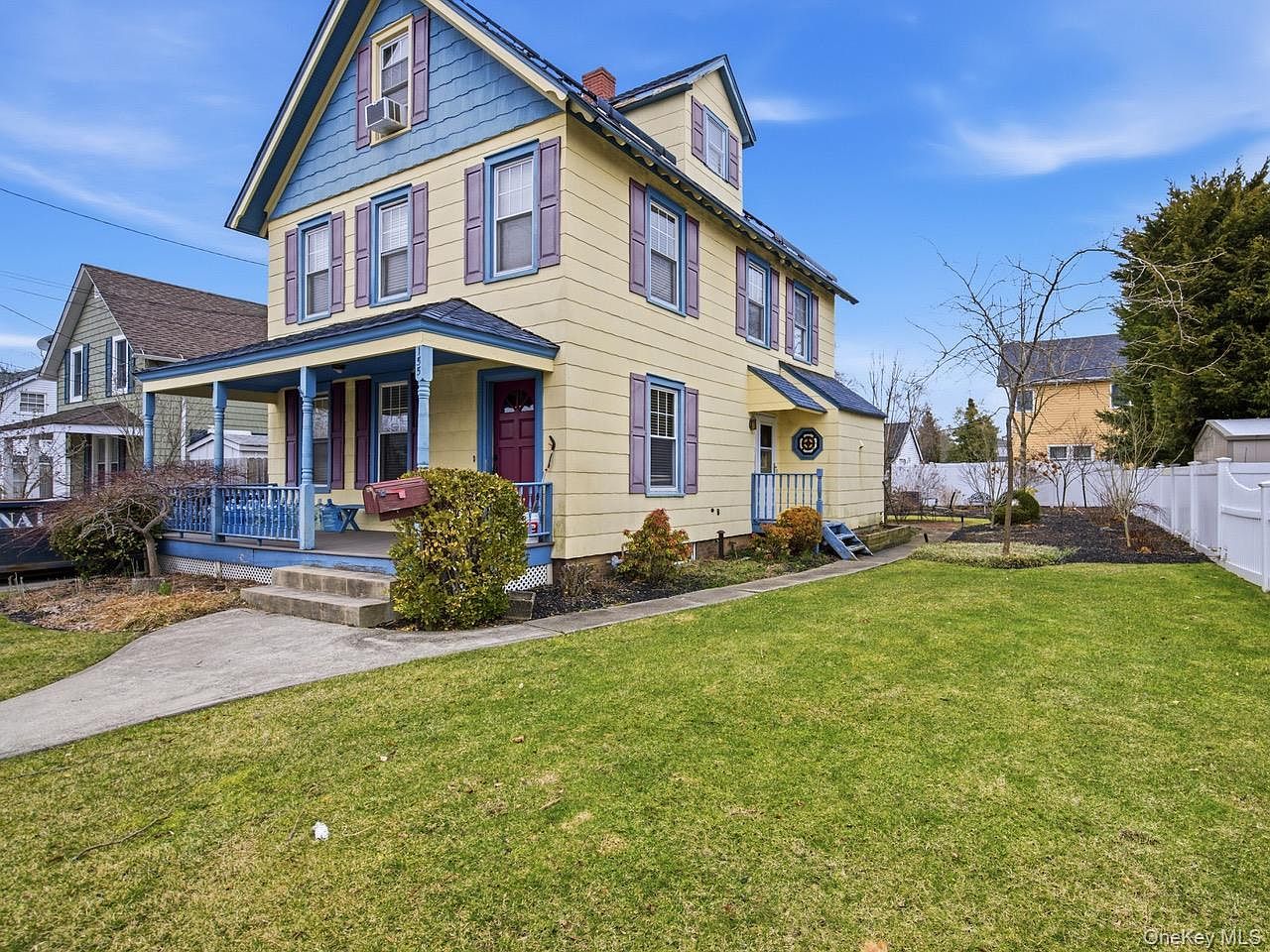 155 Smith Ave Islip, NY 11751 - Thumbnail 3