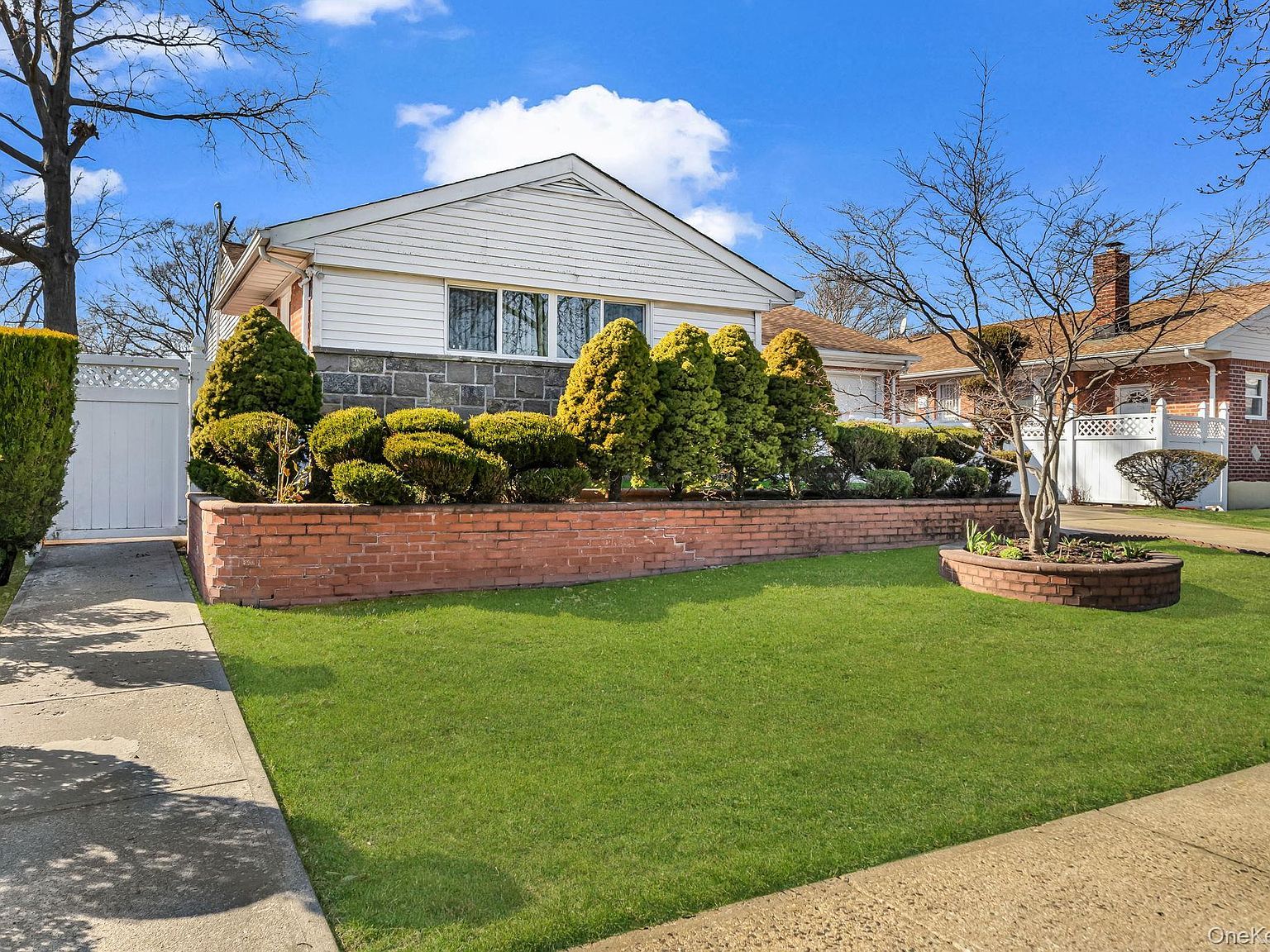 600 Astor St Elmont, NY 11003 - Thumbnail 3