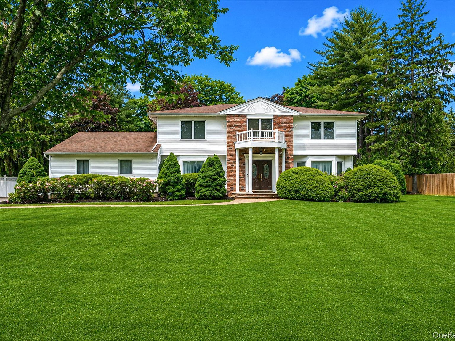 35 High Pasture Cir Dix Hills, NY 11746 - Thumbnail 3