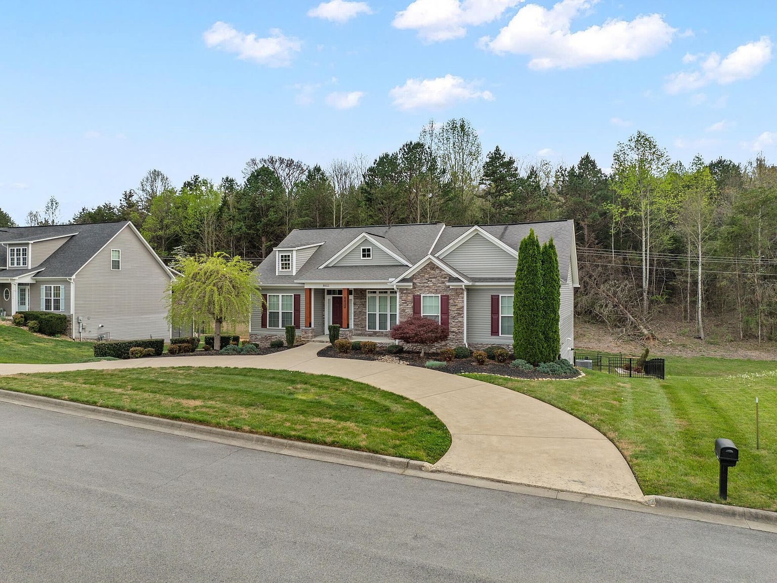 4413 Old Colony Ln Morristown, TN 37814 - Thumbnail 3