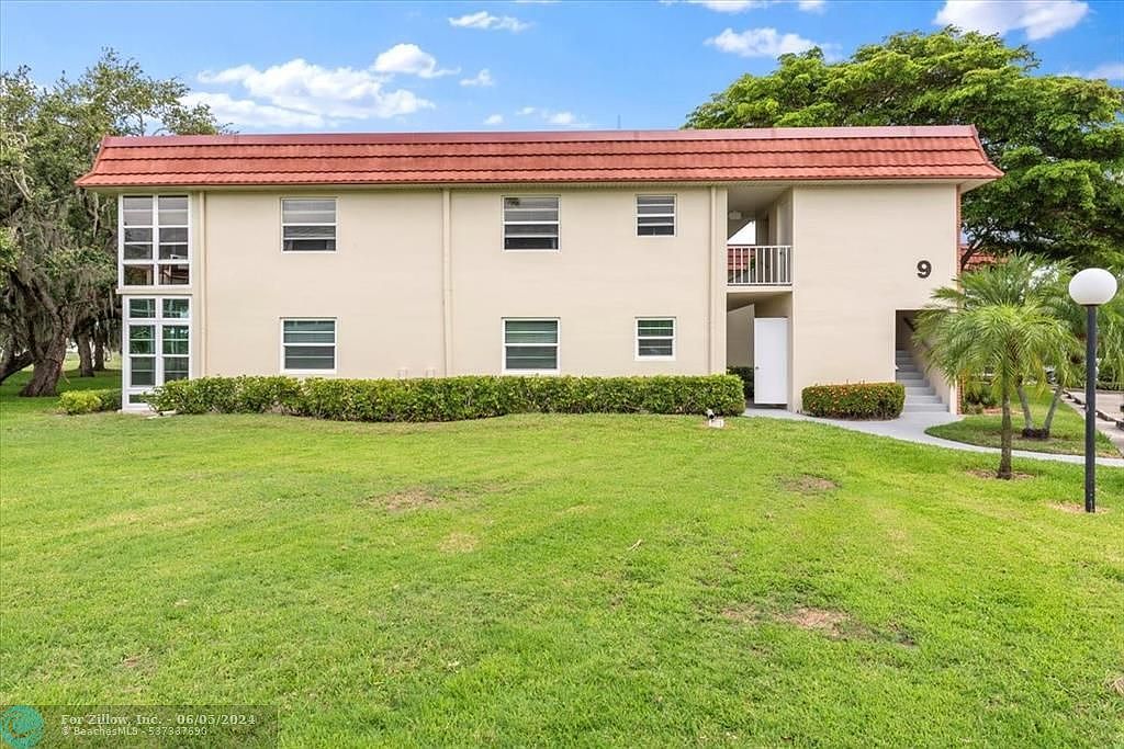 9 Vista Palm Ln APT 204 Vero Beach, FL 32962 - Thumbnail 3