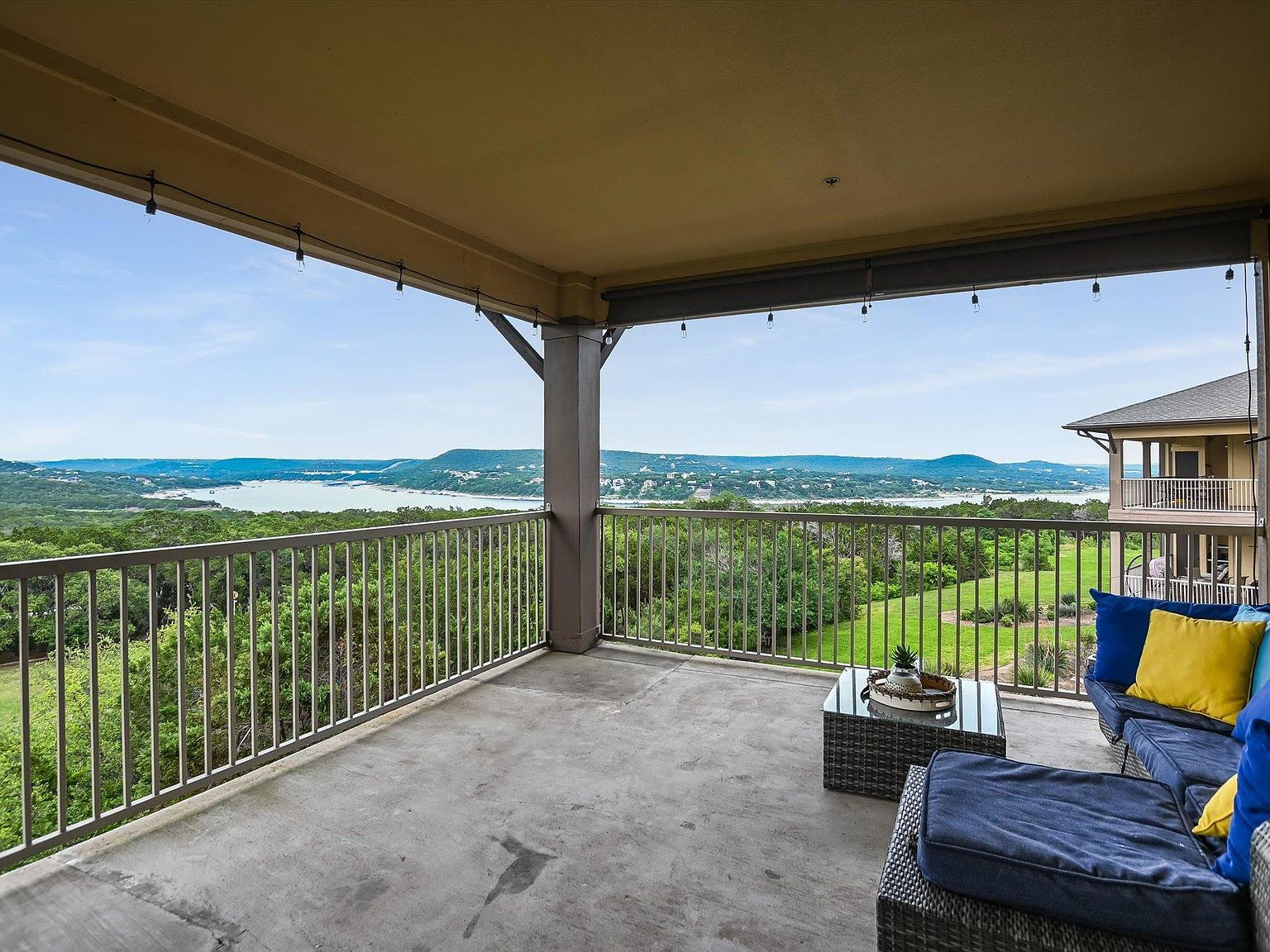 17800 Edgewood Way Unit 301 Jonestown, TX 78645 - Thumbnail 3