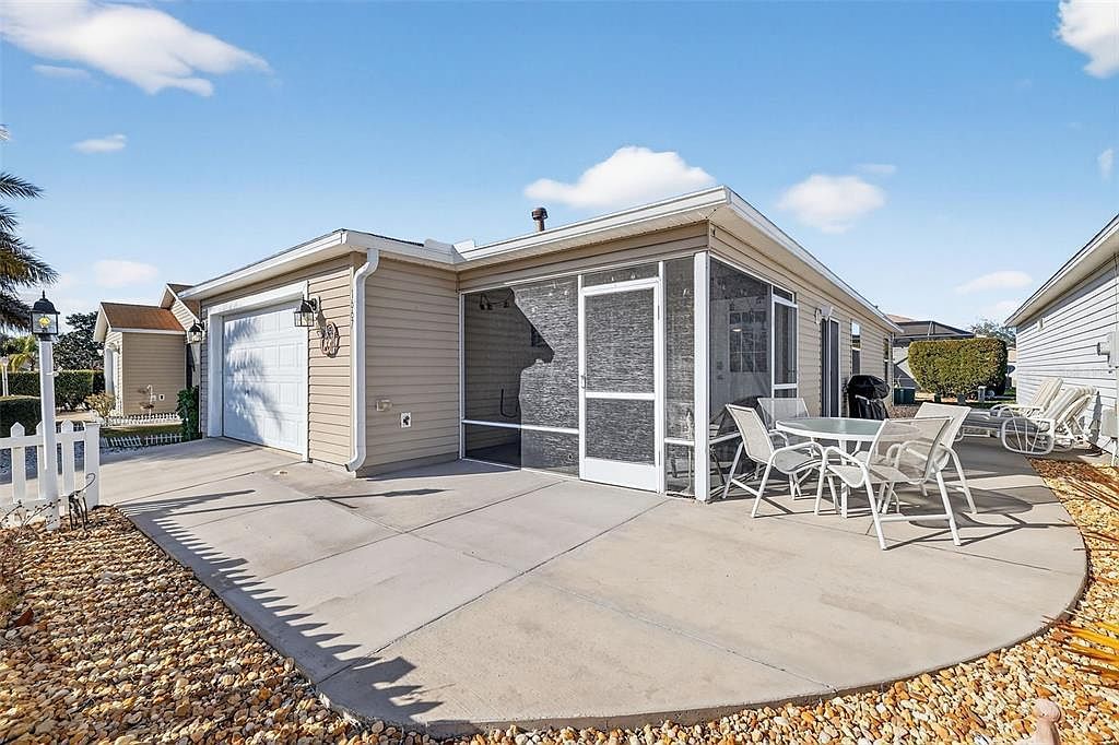 1667 Orr Ter The Villages, FL 32162 - Thumbnail 3