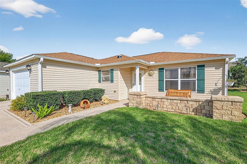 2677 English Ivy Cir The Villages, FL 32162 - Thumbnail 3