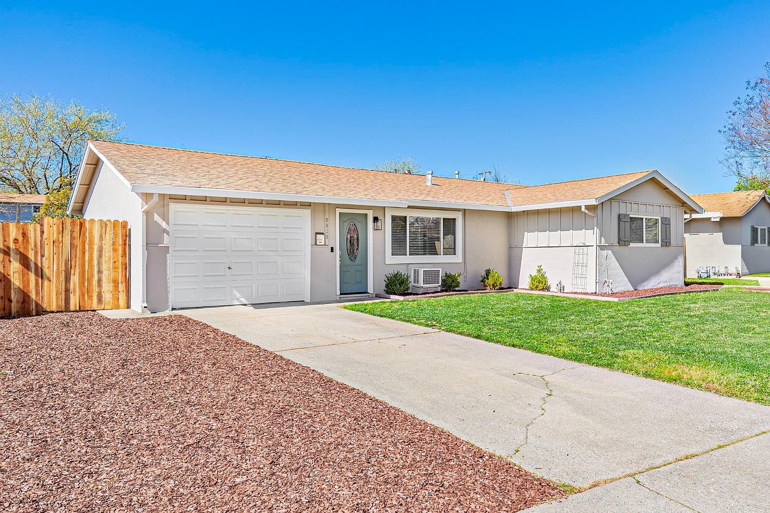 8039 Glen Valley Cir Citrus Heights, CA 95610 - Thumbnail 3