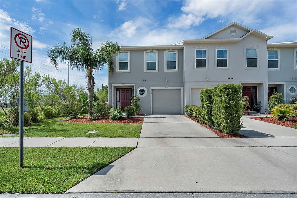 2900 Clarabelle Ct Kissimmee, FL 34743 - Thumbnail 3