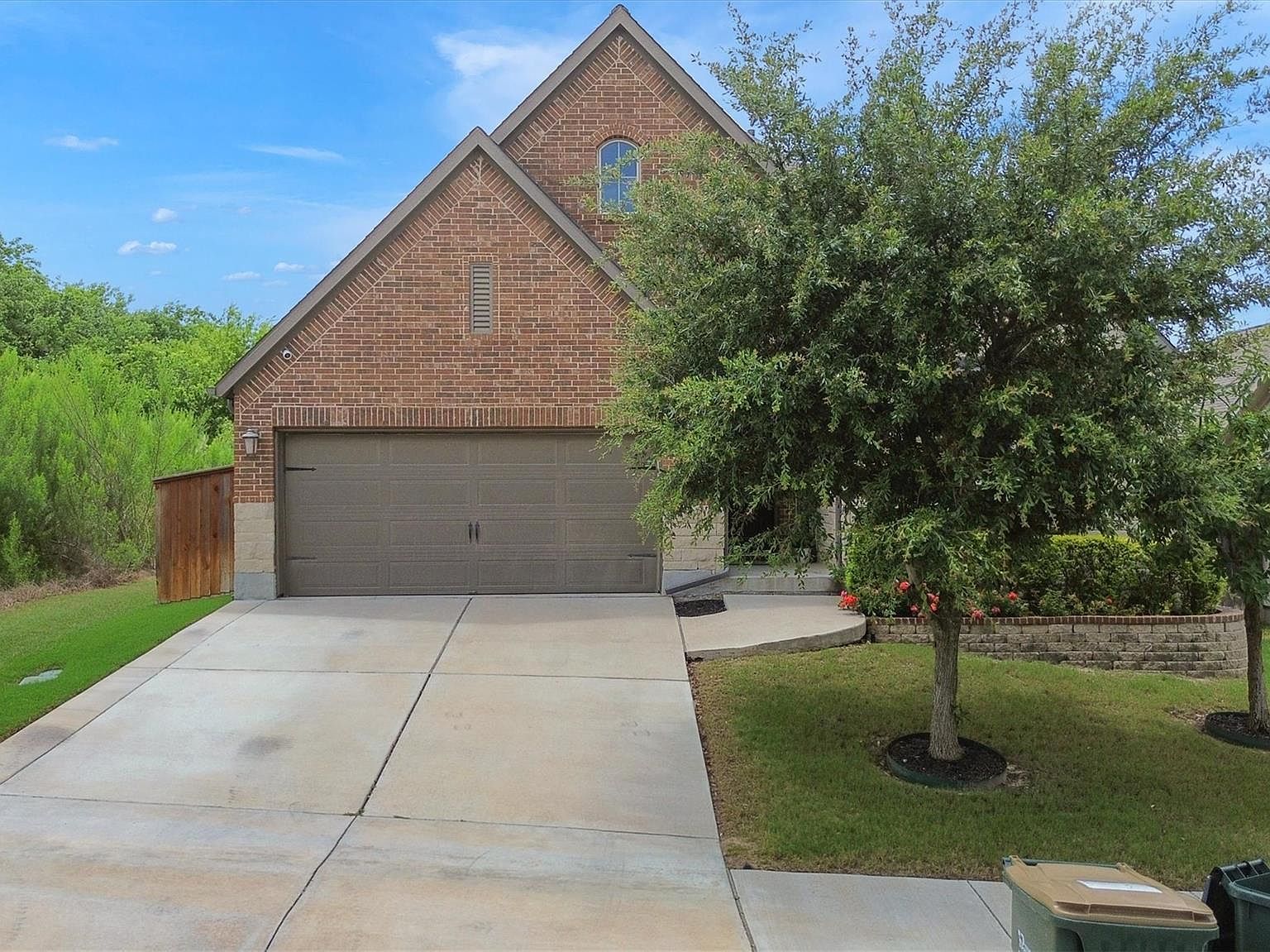 6117 Lake Teravista Way Georgetown, TX 78626 - Thumbnail 3