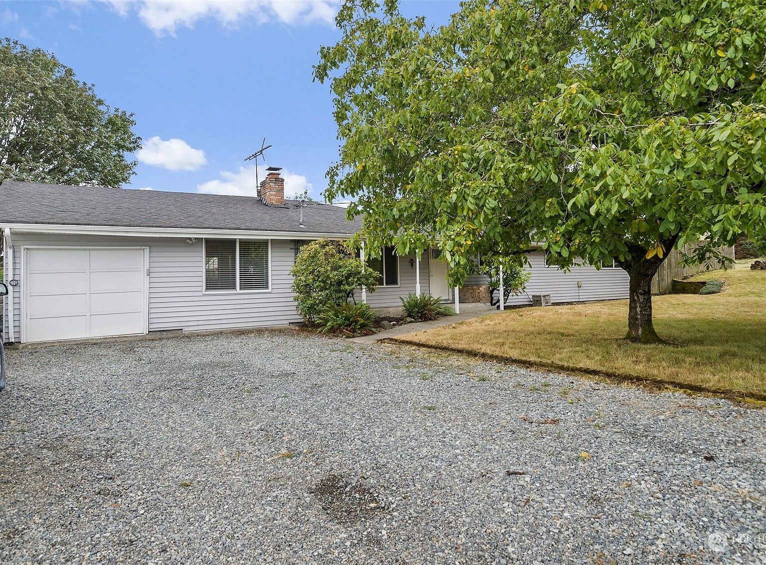 4902 31st St NE Tacoma, WA 98422 - Thumbnail 3