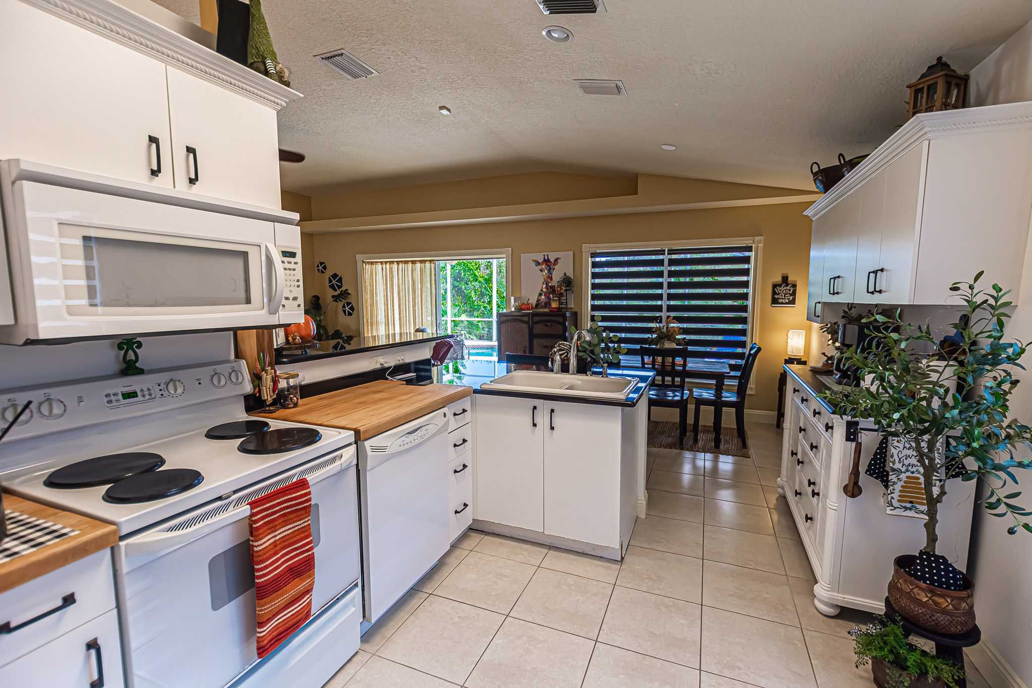 8226 Maidencane Place, Port St. Lucie, FL, USA, 34952 - Thumbnail 3