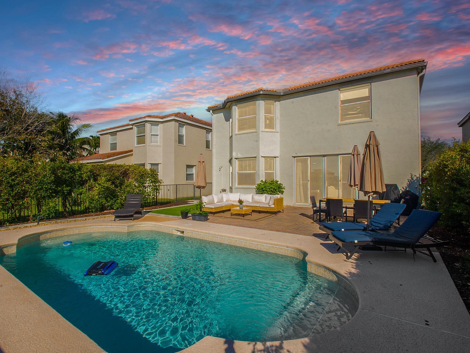 12017 SW Knightsbridge Ln Port Saint Lucie, FL 34987 - Thumbnail 3