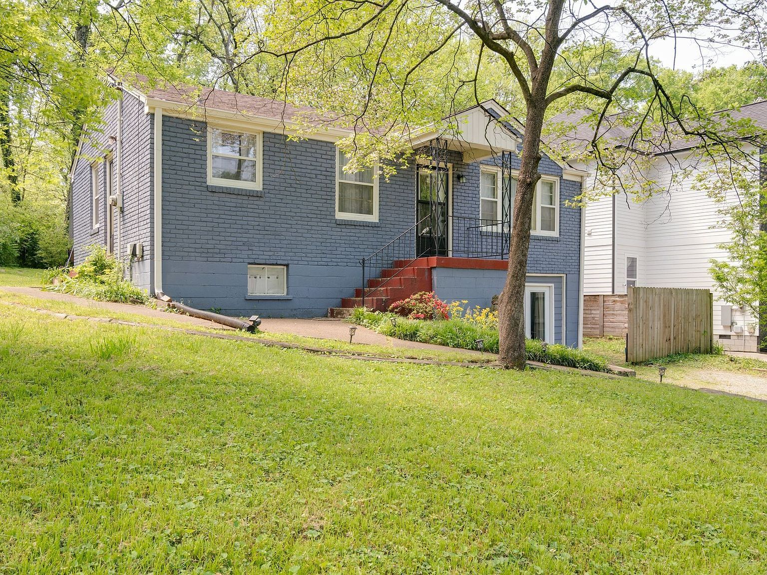 1338 Cardinal Ave Nashville, TN 37216 - Thumbnail 3