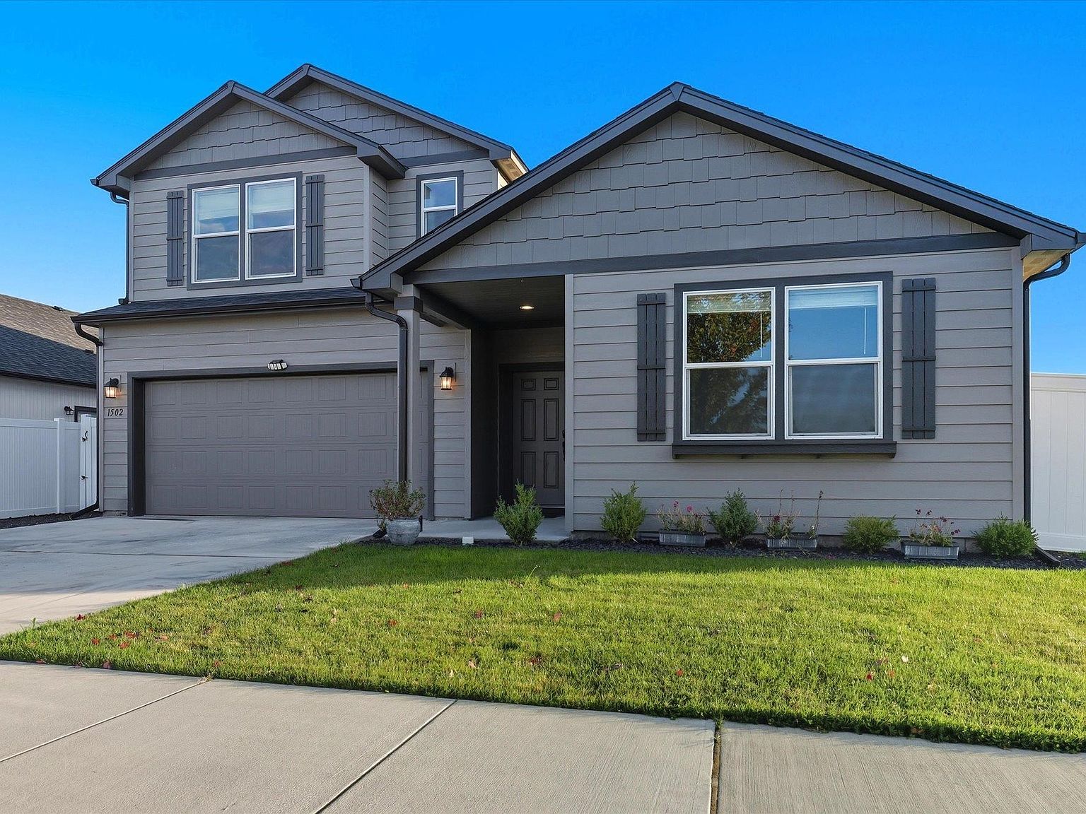 1502 E B St Deer Park, WA 99006 - Thumbnail 3