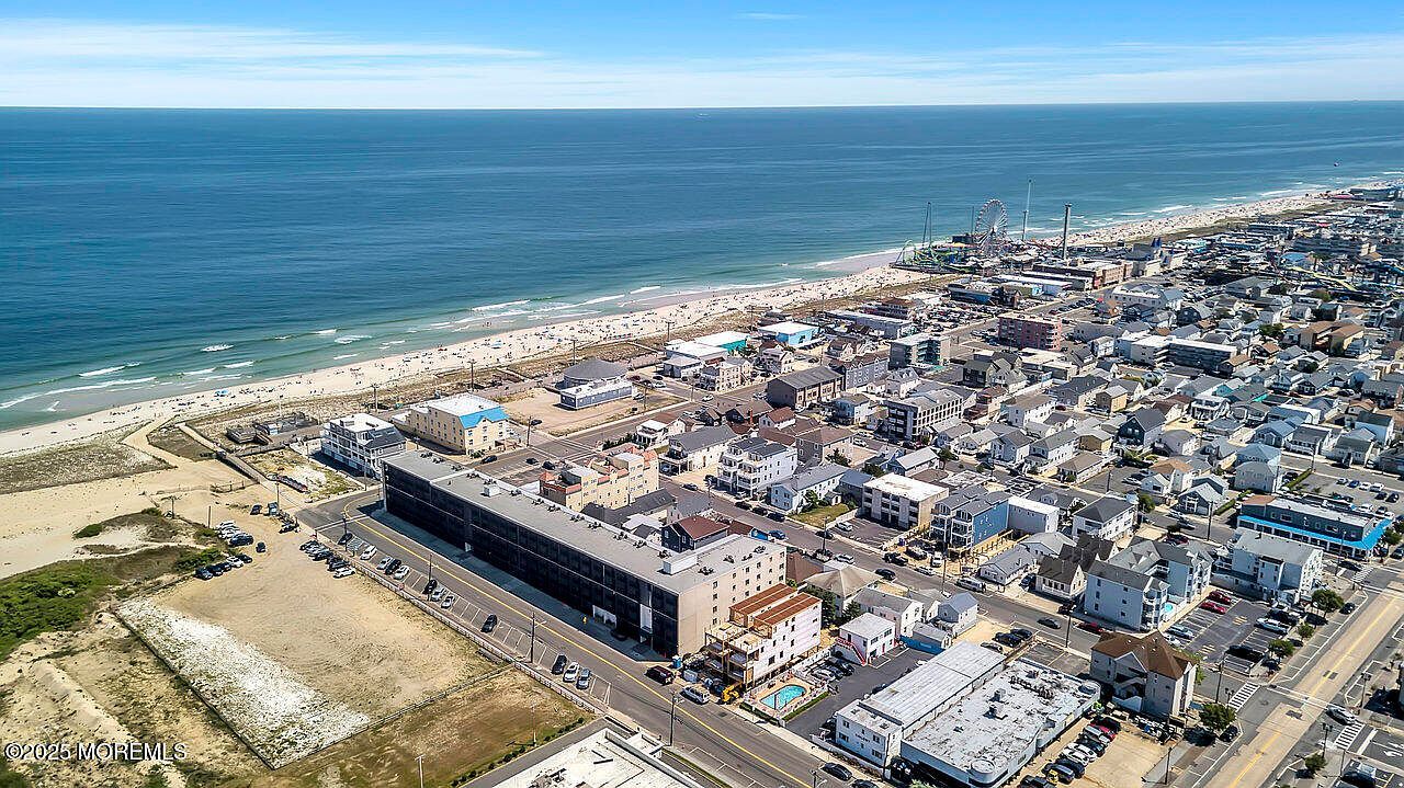 51 Hiering Ave CONDO D4 Seaside Heights, NJ 08751 - Thumbnail 3
