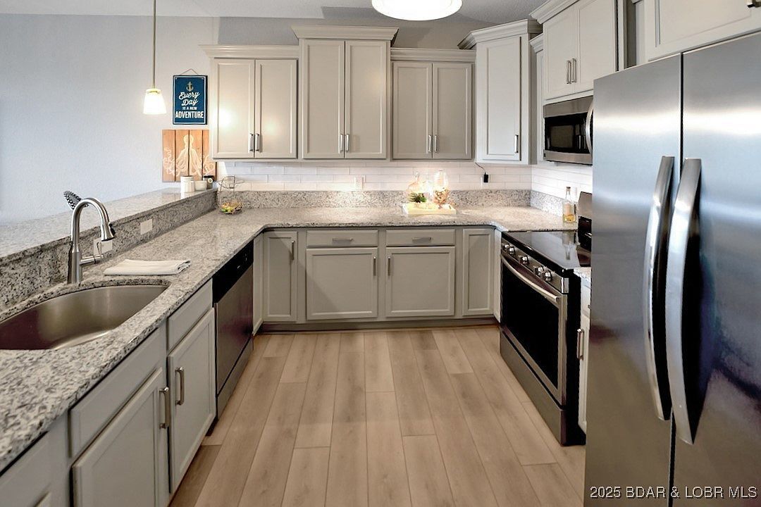 186 Sunset Palms Dr UNIT 4K Camdenton, MO 65020 - Thumbnail 3