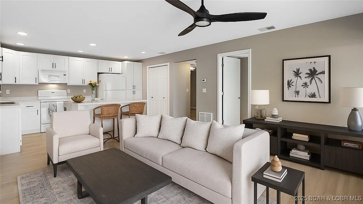 71 Southwood Shores Pl #1B Lake Ozark, MO 65049 - Thumbnail 3