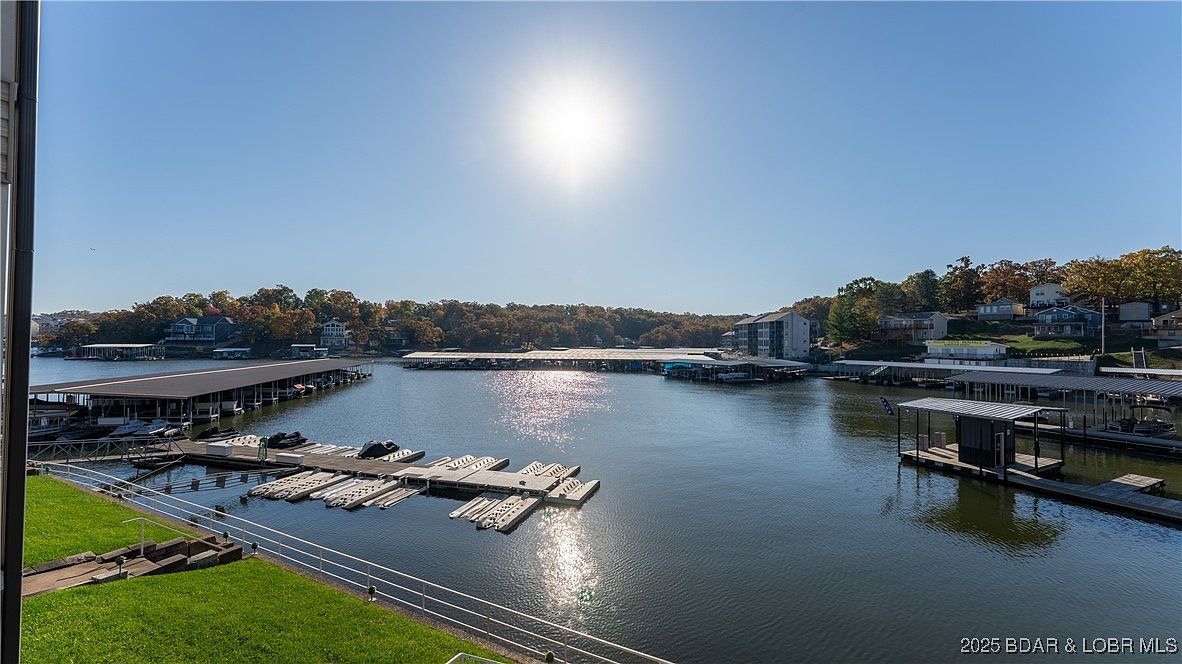 1522 Harbor Point Dr #E-201 Osage Beach, MO 65065 - Thumbnail 3