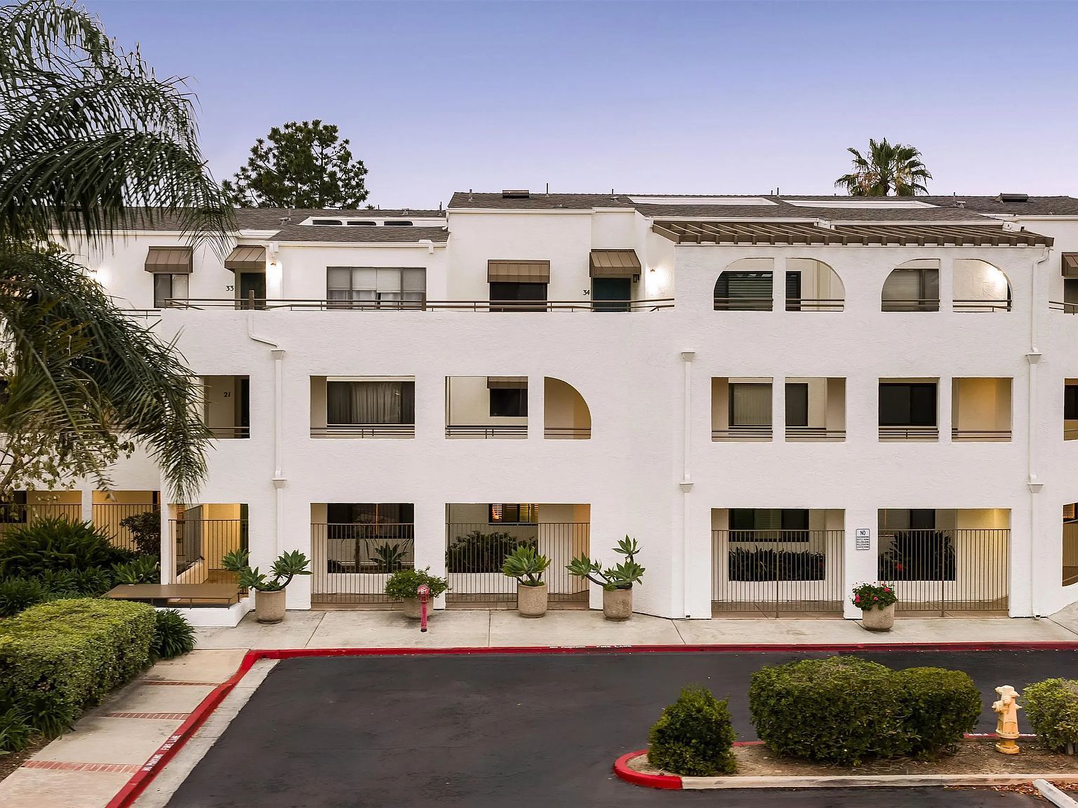 6960 Hyde Park Dr Unit 12 San Diego, CA 92119 - Thumbnail 3