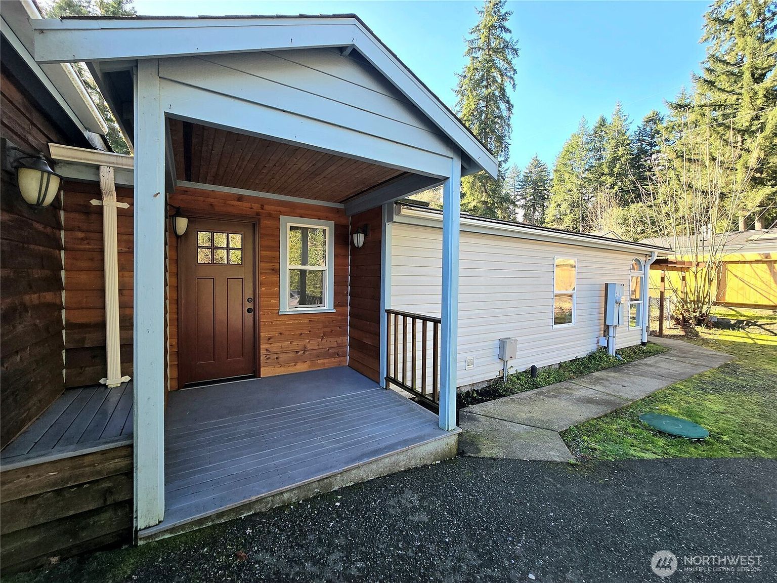 1476 Kitsap Lake Rd NW Bremerton, WA 98312 - Thumbnail 3