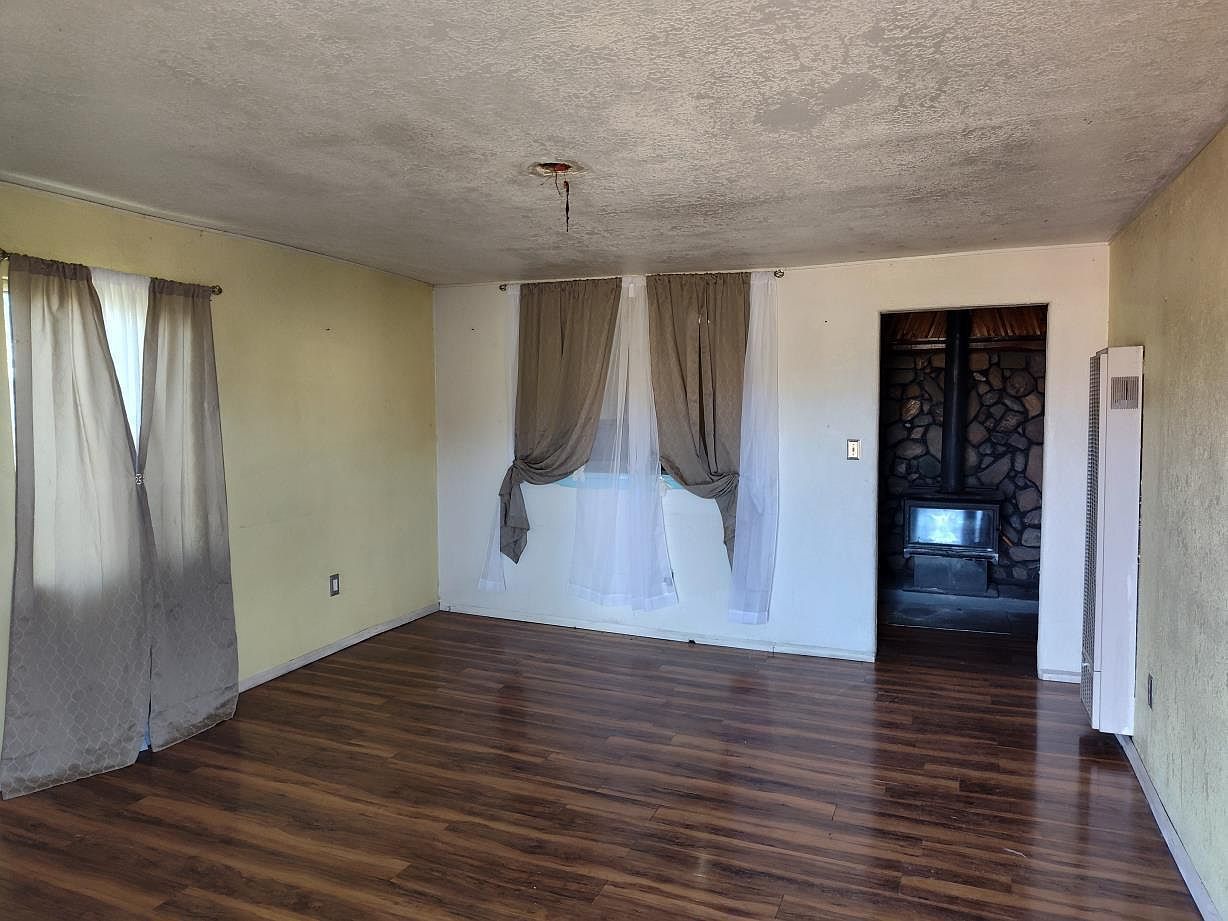 502 Roosevelt Ave Mountainair, NM 87036 - Thumbnail 3