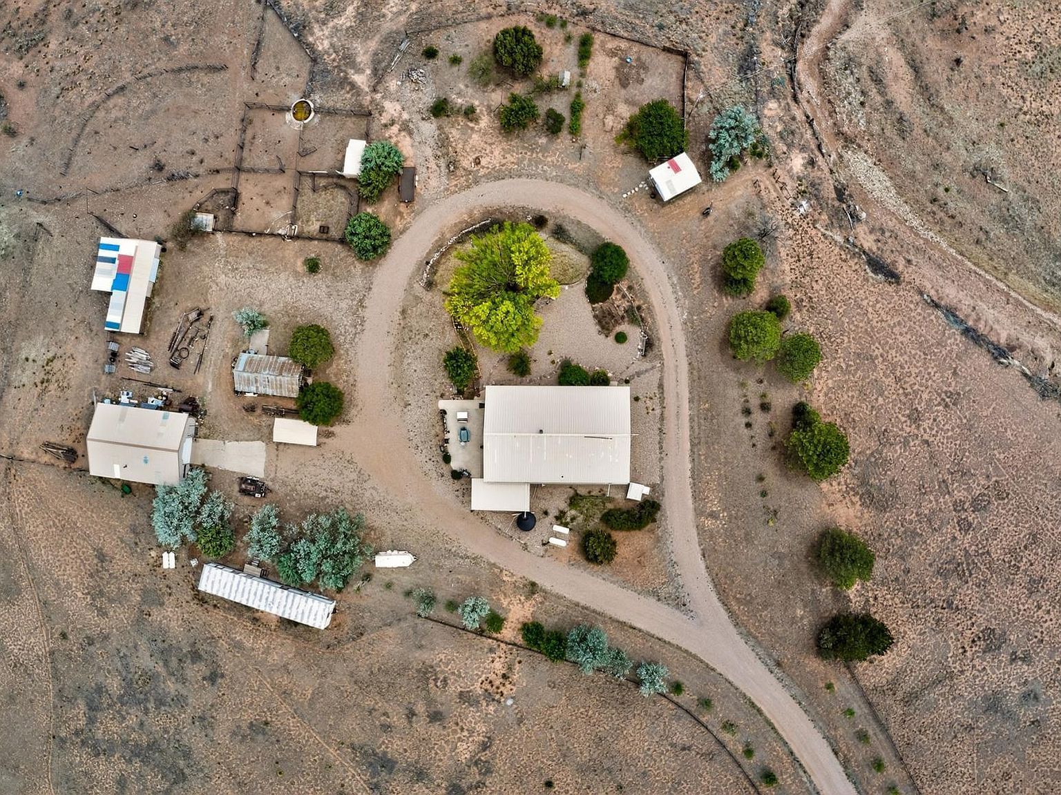 10 E Lupe Rd Mountainair, NM 87036 - Thumbnail 3