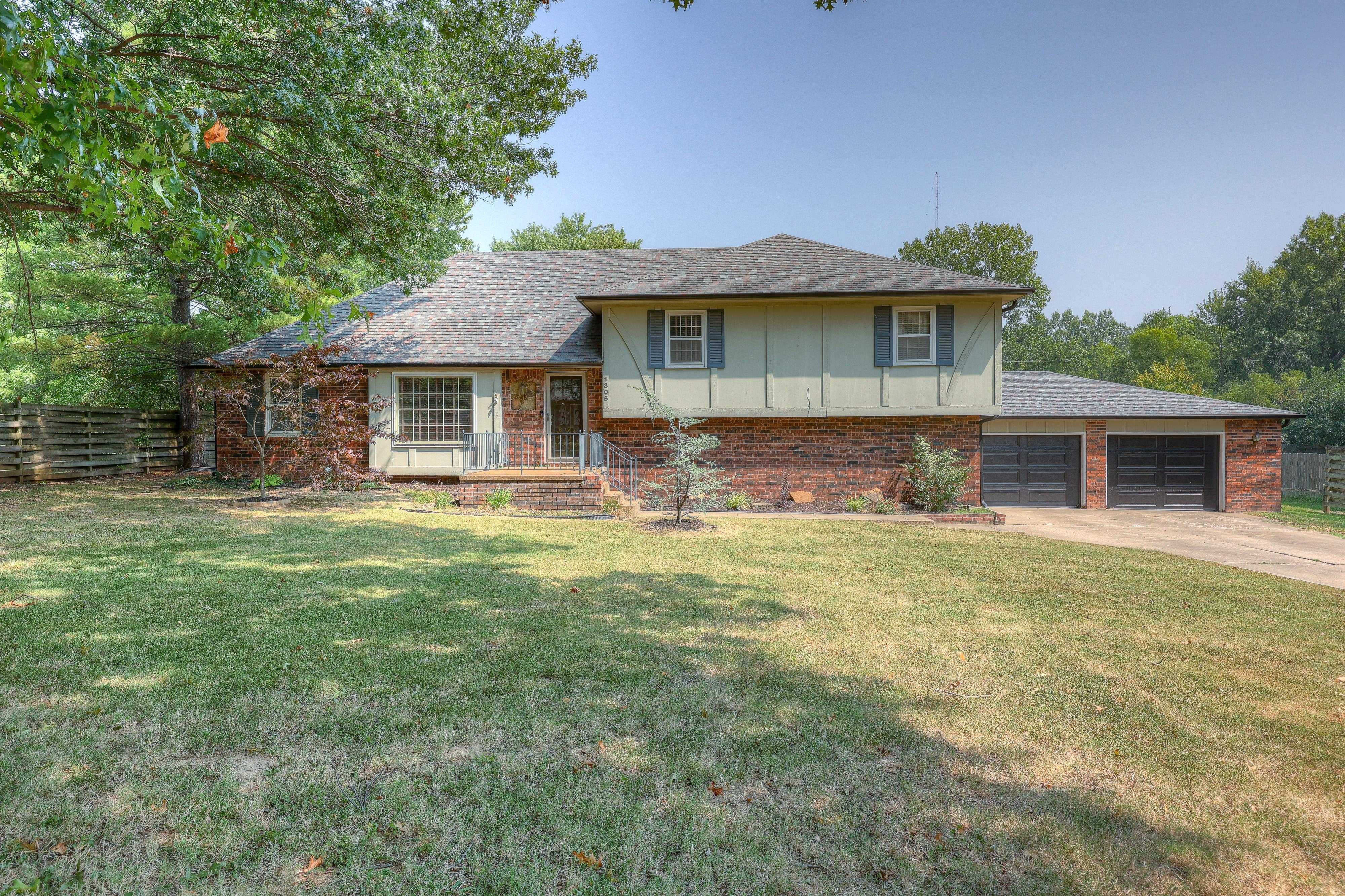 1305 Bitner Terrace, Pittsburg, KS, USA, 66762 - Thumbnail 3