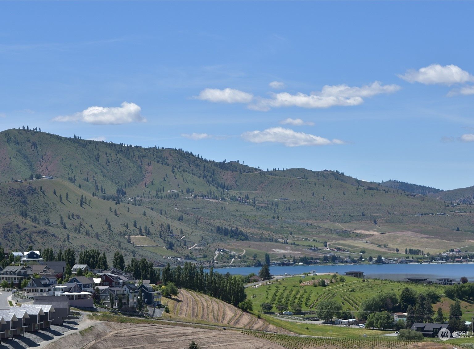 112 Hillcrest Pl Chelan, WA 98816 - Thumbnail 3