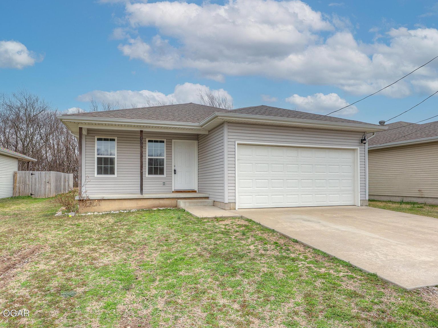 609 S Arch St Carterville, MO 64835 - Thumbnail 3