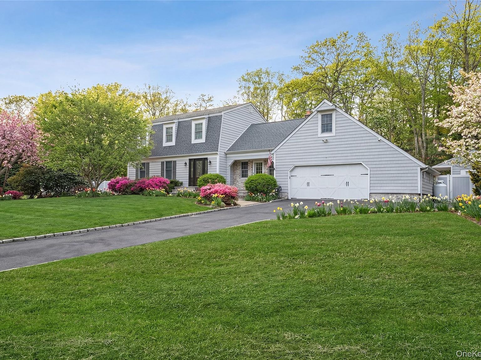 59 Linda Ln W Riverhead, NY 11901 - Thumbnail 3