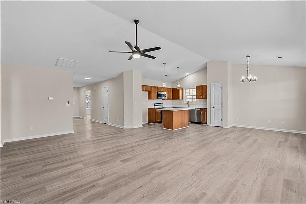 4804 Clarkson Rd Greensboro, NC 27410 - Thumbnail 3