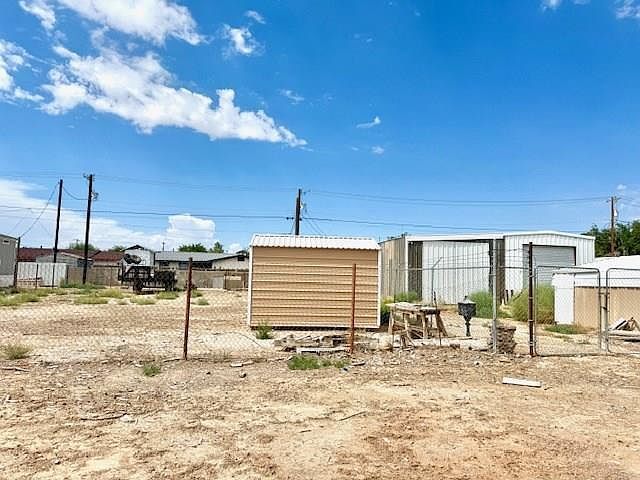 1401 S Cherry St Pecos, TX 79772 - Thumbnail 3