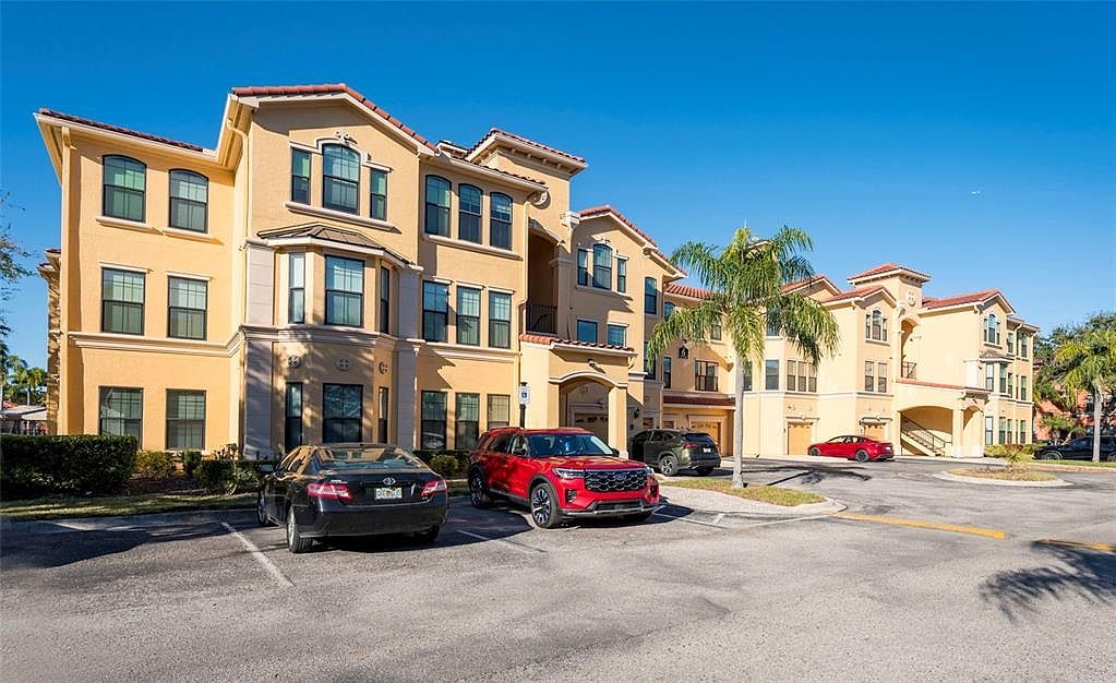 2724 Via Murano Unit 639 Clearwater, FL 33764 - Thumbnail 3