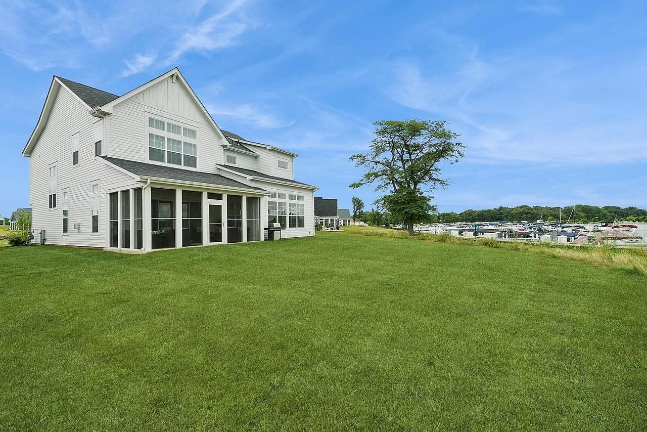 2708 Harbor Ct Delavan, WI 53115 - Thumbnail 3